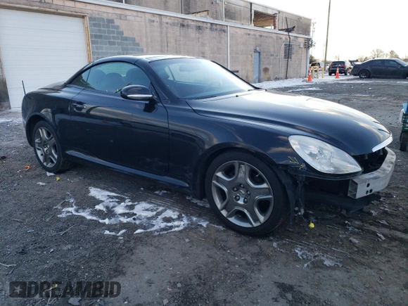 2006 Lexus SC 430 z VIN JTHFN48Y969005388, wystawiony jako Copart lot #45702275 z przebiegiem 295 062 mil mil oraz Czysty tytuł • Clean title. Historia ofert i sprzedaży dostępna na DreamBid. Obrazek 4.