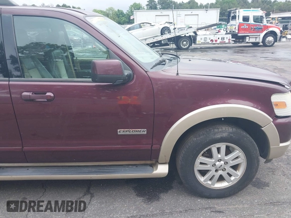 2006 Ford Explorer Eddie Bauer z VIN 1FMEU64E36UB54833, wystawiony jako IAAI lot #39599593 z przebiegiem 152 411 mil mil oraz . Historia ofert i sprzedaży dostępna na DreamBid. Obrazek 1.