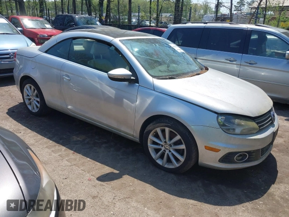 2012 Volkswagen Eos Komfort with VIN WVWBW7AH8CV001621, listed as a IAAI auction lot 41988717 with 146,882 mi miles and . Bid and sale history available at DreamBid. Image 1.