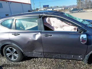 2017 Honda CR-V LX with VIN 7FARW5H32HE003355, listed as a IAAI auction lot 41365147 with 46,649 mi miles. Bid and sale history available at carsss.com. Image 12.