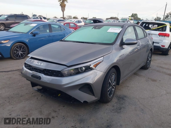 2024 Kia Forte LXS with VIN 3KPF24AD0RE840314, listed as a IAAI auction lot 41804524 with 10,605 mi miles and . Bid and sale history available at DreamBid. Image 17.