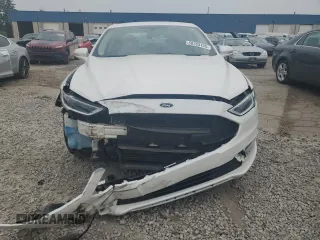 2017 Ford Fusion Titanium with VIN 3FA6P0K9XHR115627, listed as a Copart auction lot 59783105 with 132,665 mi miles and Clean title. Bid and sale history available at DreamBid. Image 5.