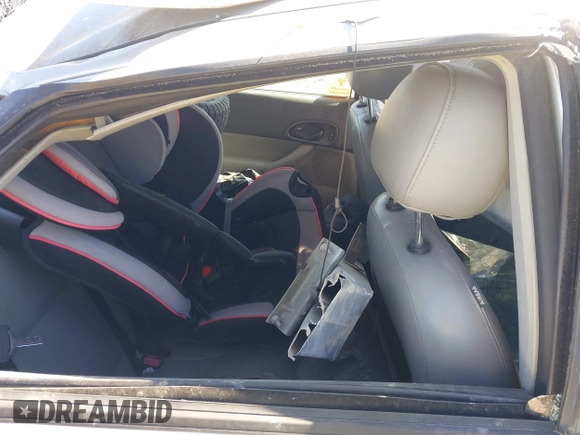 2006 Ford Focus S with VIN 1FAHP34N56W210210, listed as a IAAI auction lot 41890976 with Not Provided miles and . Bid and sale history available at carsss.com. Image 8.