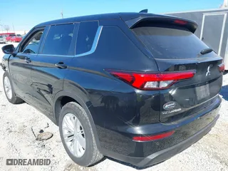 2022 Mitsubishi Outlander ES with VIN JA4J3TA83NZ008124, listed as a IAAI auction lot 41690447 with 55,980 mi miles. Bid and sale history available at carsss.com. Image 3.