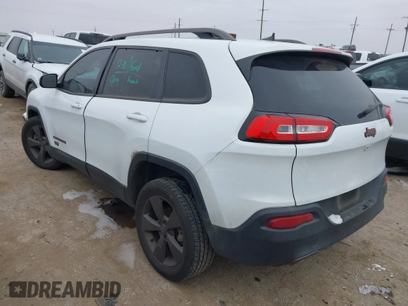 2016 Jeep Cherokee Latitude with VIN 1C4PJLCB0GW350567, listed as a IAAI auction lot 41624430 with 100,371 mi miles. Bid and sale history available at carsss.com. Image 3.