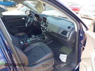 2018 Audi Q5 Premium Plus z VIN WA1BNAFY4J2238995, wystawiony jako IAAI lot #42380252 z przebiegiem 81 800 mil mil oraz . Historia ofert i sprzedaży dostępna na DreamBid. Obrazek 5.