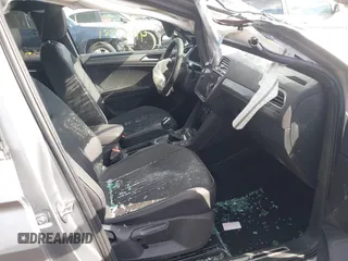 2024 Volkswagen Tiguan SE R-Line Black с VIN 3VVCB7AX2RM209005, выставлен на аукционе IAAI как лот 41694881 с пробегом 1 421 миль миль и . История ставок и продаж доступна на DreamBid. Изображение 5.