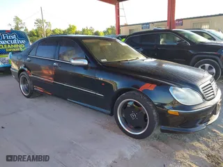 2006 Mercedes-Benz S-Class 5.0L with VIN WDBNG75J36A482914, listed as a IAAI auction lot 41826966 with 65,654 mi miles. Bid and sale history available at carsss.com. Image 13.