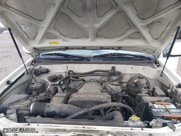 2004 Toyota Sequoia Limited with VIN 5TDZT38A74S227279, listed as a IAAI auction lot 41569158 with 292,267 mi miles. Bid and sale history available at carsss.com. Image 10.
