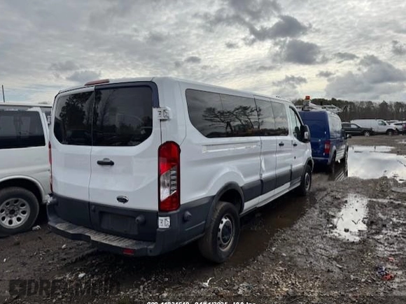 2017 Ford Transit with VIN 1FTBW2ZG5HKA31148, listed as a IAAI auction lot 41834640 with 28,869 mi miles and . Bid and sale history available at DreamBid. Image 4.