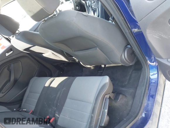 2013 Ford Escape SE with VIN 1FMCU9G94DUC21850, listed as a IAAI auction lot 42003396 with 182,663 mi miles. Bid and sale history available at carsss.com. Image 8.
