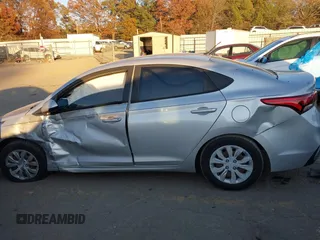 2019 Hyundai Accent SE with VIN 3KPC24A37KE059659, listed as a IAAI auction lot 41016258 with 90,266 mi miles. Bid and sale history available at carsss.com. Image 14.