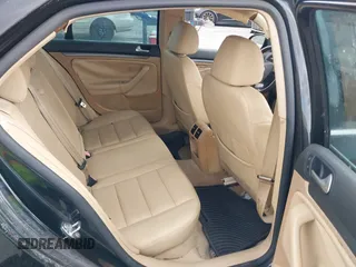 2008 Volkswagen Jetta SE с VIN 3VWRZ71K68M077189, выставлен на аукционе IAAI как лот 42061992 с пробегом Не указан миль и . История ставок и продаж доступна на DreamBid. Изображение 8.