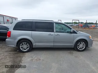 2014 Dodge Grand Caravan SXT z VIN 2C4RDGCG3ER206620, wystawiony jako IAAI lot #42380639 z przebiegiem 201 580 mil mil oraz . Historia ofert i sprzedaży dostępna na DreamBid. Obrazek 15.