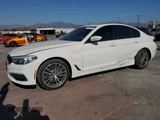 2020 BMW 5 Series 530e with VIN WBAJA9C05LCE35259, listed as a Copart auction lot 73673844 with 51,517 mi miles and Salvage Title. Bid and sale history available at carsss.com. Image 1.