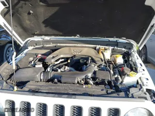 2019 Jeep Wrangler Unlimited Sport with VIN 1C4HJXDG5KW509033, listed as a IAAI auction lot 41468406 with 69,061 mi miles. Bid and sale history available at carsss.com. Image 10.