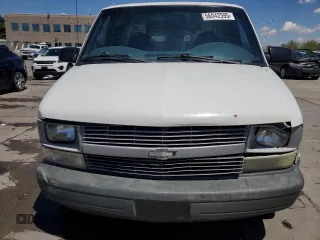 1999 Chevrolet Astro z VIN 1GCDL19W6XB189242, wystawiony jako Copart lot #56042595 z przebiegiem 196 608 mil mil oraz Szkoda całkowita • Salvage title. Historia ofert i sprzedaży dostępna na DreamBid. Obrazek 5.