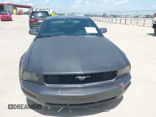 2007 Ford Mustang Deluxe с VIN 1ZVFT80N975271192, выставлен на аукционе IAAI как лот 42732940 с пробегом 230 646 миль миль и . История ставок и продаж доступна на DreamBid. Изображение 6.