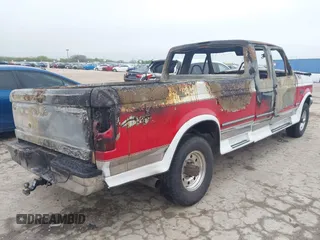 1996 Ford F-250 with VIN 1FTHX26F1TEA94127, listed as a IAAI auction lot 41912650 with Not Provided miles and . Bid and sale history available at DreamBid. Image 4.