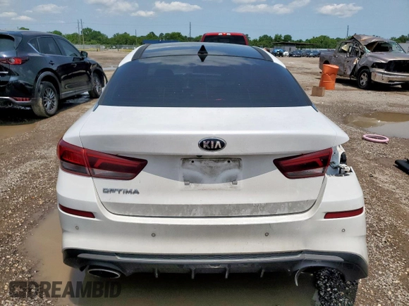 2020 Kia Optima LX with VIN 5XXGT4L32LG442977, listed as a Copart auction lot 59026745 with 81,080 mi miles and Salvage title. Bid and sale history available at DreamBid. Image 6.