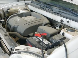 2003 Hyundai Santa Fe GLS with VIN KM8SC13D03U390028, listed as a IAAI auction lot 42476433 with 173,957 mi miles and . Bid and sale history available at DreamBid. Image 13.