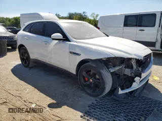 2017 Jaguar F-Pace 35t Premium with VIN SADCJ2BV1HA073273, listed as a Copart auction lot 50200855 with 98,235 mi miles and Salvage Title. Bid and sale history available at DreamBid. Image 4.