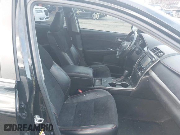 2015 Toyota Camry XLE with VIN 4T1BF1FK2FU945860, listed as a IAAI auction lot 40779379 with 167,391 mi miles and . Bid and sale history available at DreamBid. Image 5.