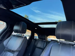 2018 Land Rover Range Rover Velar R-Dynamic SE z VIN SALYL2RN8JA760489, wystawiony jako Copart lot #87446914 z przebiegiem 117 641 mil mil oraz Czysty tytuł • Clean title. Historia ofert i sprzedaży dostępna na DreamBid. Obrazek 9.