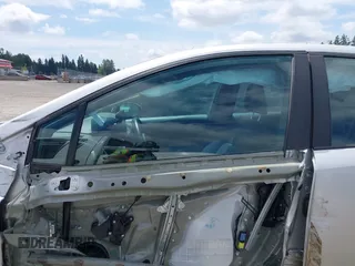 2024 Toyota Corolla LE z VIN 5YFB4MDE2RP107029, wystawiony jako IAAI lot #42585463 z przebiegiem Nie podano mil oraz . Historia ofert i sprzedaży dostępna na DreamBid. Obrazek 14.