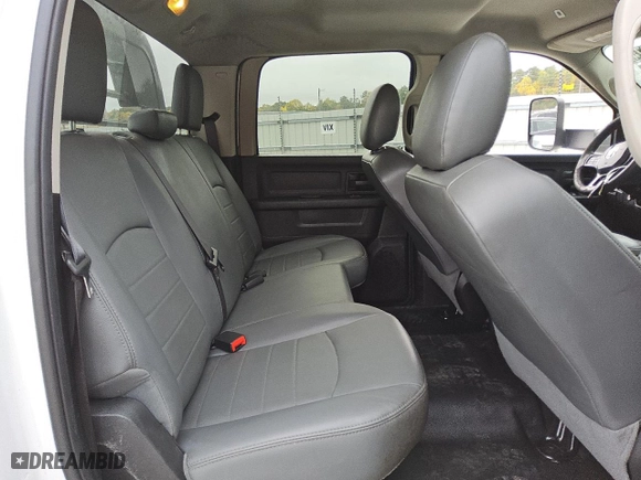 2018 Ram 3500 Chassis Cab Tradesman with VIN 3C7WRTCL6JG335982, listed as a Copart auction lot 78133674 with 407,016 mi miles and Clean Title. Bid and sale history available at carsss.com. Image 10.