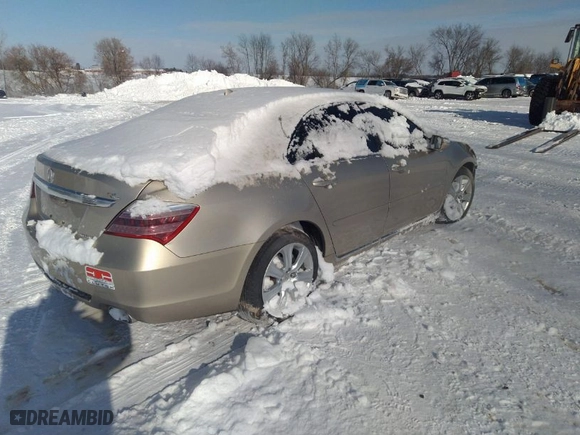 2009 Acura RL Tech Pkg with VIN JH4KB26619C002487, listed as a IAAI auction lot 38512985 with 1 miles. Bid and sale history available at carsss.com. Image 4.