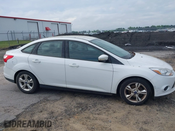 2014 Ford Focus SE with VIN 1FADP3F27EL215703, listed as a IAAI auction lot 42110523 with 179,371 mi miles. Bid and sale history available at carsss.com. Image 13.