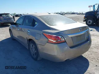 2014 Nissan Altima S with VIN 1N4AL3AP0EN231974, listed as a IAAI auction lot 41824486 with 192,063 mi miles and . Bid and sale history available at DreamBid. Image 3.