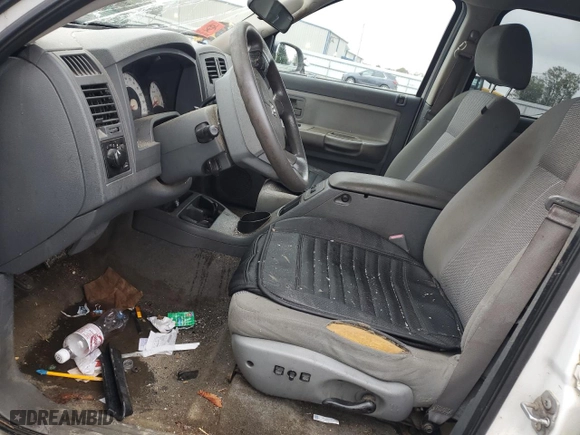 2007 Dodge Dakota ST with VIN 1D7HW28K87S163910, listed as a Copart auction lot 81343864 with 197,592 mi miles and Salvage Title. Bid and sale history available at carsss.com. Image 7.