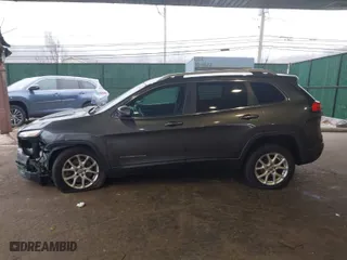 2014 Jeep Cherokee Latitude with VIN 1C4PJLCB1EW155591, listed as a IAAI auction lot 41908210 with 155,934 mi miles. Bid and sale history available at carsss.com. Image 15.