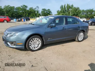 2012 Ford Fusion Hybrid с VIN 3FADP0L39CR177644, выставлен на аукционе Copart как лот 59841295 с пробегом 81 781 миль миль и Списание • Salvage title. История ставок и продаж доступна на DreamBid. Изображение 1.