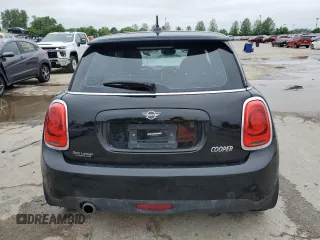 2019 MINI Hardtop Cooper with VIN WMWXP5C55K2H95181, listed as a Copart auction lot 59728085 with 129,249 mi miles and Clean title. Bid and sale history available at DreamBid. Image 6.