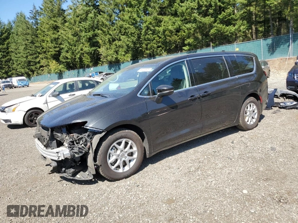 2023 Chrysler Pacifica Touring L with VIN 2C4RC1BG3PR628150, listed as a Copart auction lot 66003805 with 45,870 mi miles and Salvage title. Bid and sale history available at DreamBid. Image 1.