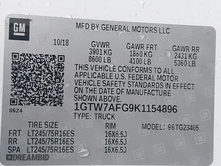 2019 GMC Savana Cargo Van with VIN 1GTW7AFG9K1154896, listed as a IAAI auction lot 41761872 with 183,541 mi miles. Bid and sale history available at carsss.com. Image 9.