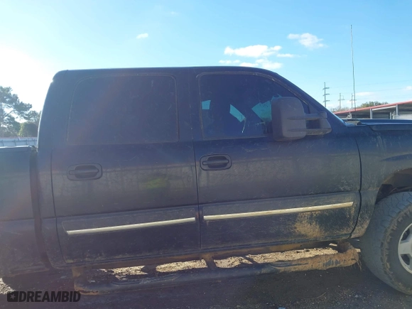 2006 Chevrolet Silverado 1500 LT1 with VIN 2GCEK13Z961290056, listed as a IAAI auction lot 41179161 with 343,687 mi miles. Bid and sale history available at carsss.com. Image 14.
