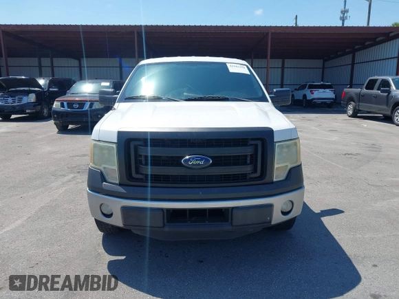 2014 Ford F-150 XL z VIN 1FTFW1CT8EKD07366, wystawiony jako IAAI lot #41941250 z przebiegiem 318 464 mil mil oraz . Historia ofert i sprzedaży dostępna na DreamBid. Obrazek 12.