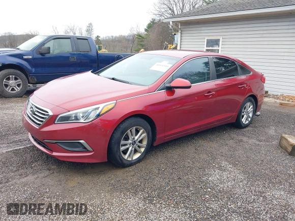2016 Hyundai Sonata SE with VIN 5NPE24AF5GH273149, listed as a IAAI auction lot 41921543 with 168,762 mi miles and . Bid and sale history available at carsss.com. Image 2.