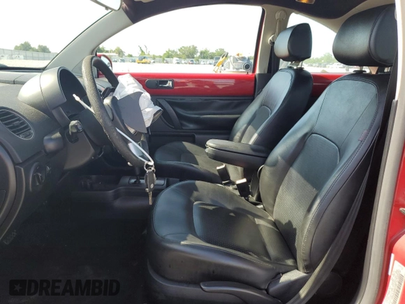 2010 Volkswagen Beetle с VIN 3VWPW3AG8AM017389, выставлен на аукционе Copart как лот 55821415 с пробегом 117 861 миль миль и Списание • Salvage title. История ставок и продаж доступна на DreamBid. Изображение 7.