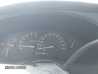 1997 Ford Explorer XL z VIN 1FMDU34E9VZB67632, wystawiony jako IAAI lot #41942102 z przebiegiem 295 240 mil mil oraz . Historia ofert i sprzedaży dostępna na DreamBid. Obrazek 7.