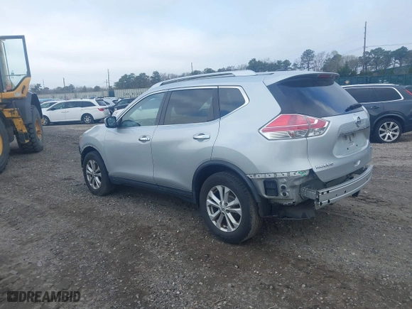 2015 Nissan Rogue SV with VIN KNMAT2MVXFP519053, listed as a IAAI auction lot 41839774 with 136,895 mi miles. Bid and sale history available at carsss.com. Image 3.