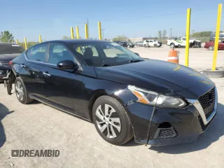 2020 Nissan Altima S z VIN 1N4BL4BV4LC248972, wystawiony jako Copart lot #56396055 z przebiegiem 107 920 mil mil oraz Czysty tytuł • Clean title. Historia ofert i sprzedaży dostępna na DreamBid. Obrazek 4.