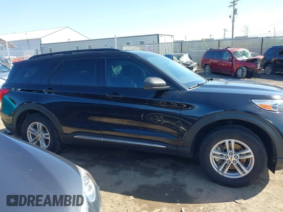2022 Ford Explorer XLT z VIN 1FMSK8DH0NGA96191, wystawiony jako IAAI lot #41983762 z przebiegiem 47 637 mil mil oraz . Historia ofert i sprzedaży dostępna na DreamBid. Obrazek 14.