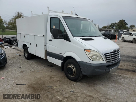 2007 Freightliner Sprinter z VIN WDPPF345179341488, wystawiony jako Copart lot #76274204 z przebiegiem 303 375 mil mil oraz Tytuł czysty. Historia ofert i sprzedaży dostępna na DreamBid. Obrazek 4.