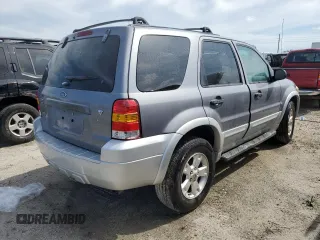 2007 Ford Escape XLT with VIN 1FMYU03187KB60049, listed as a Copart auction lot 74588994 with Not Provided miles and Non Repairable. Bid and sale history available at carsss.com. Image 3.