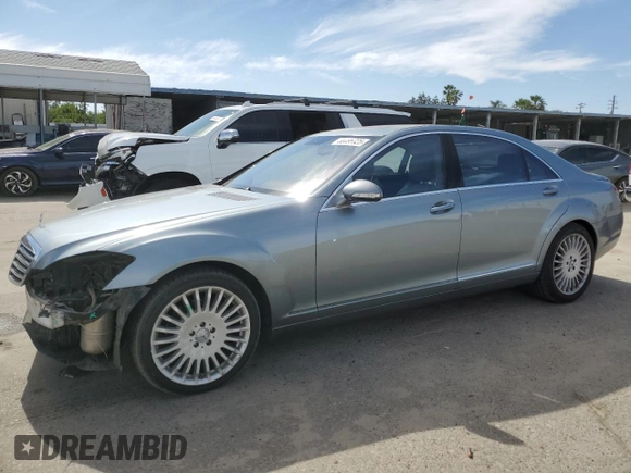 2007 Mercedes-Benz S 550 z VIN WDDNG71X27A108362, wystawiony jako Copart lot #58096325 z przebiegiem 224 874 mil mil oraz Szkoda całkowita • Salvage title. Historia ofert i sprzedaży dostępna na DreamBid. Obrazek 1.